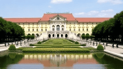 Vienna Vibrance: Music and History in Austria